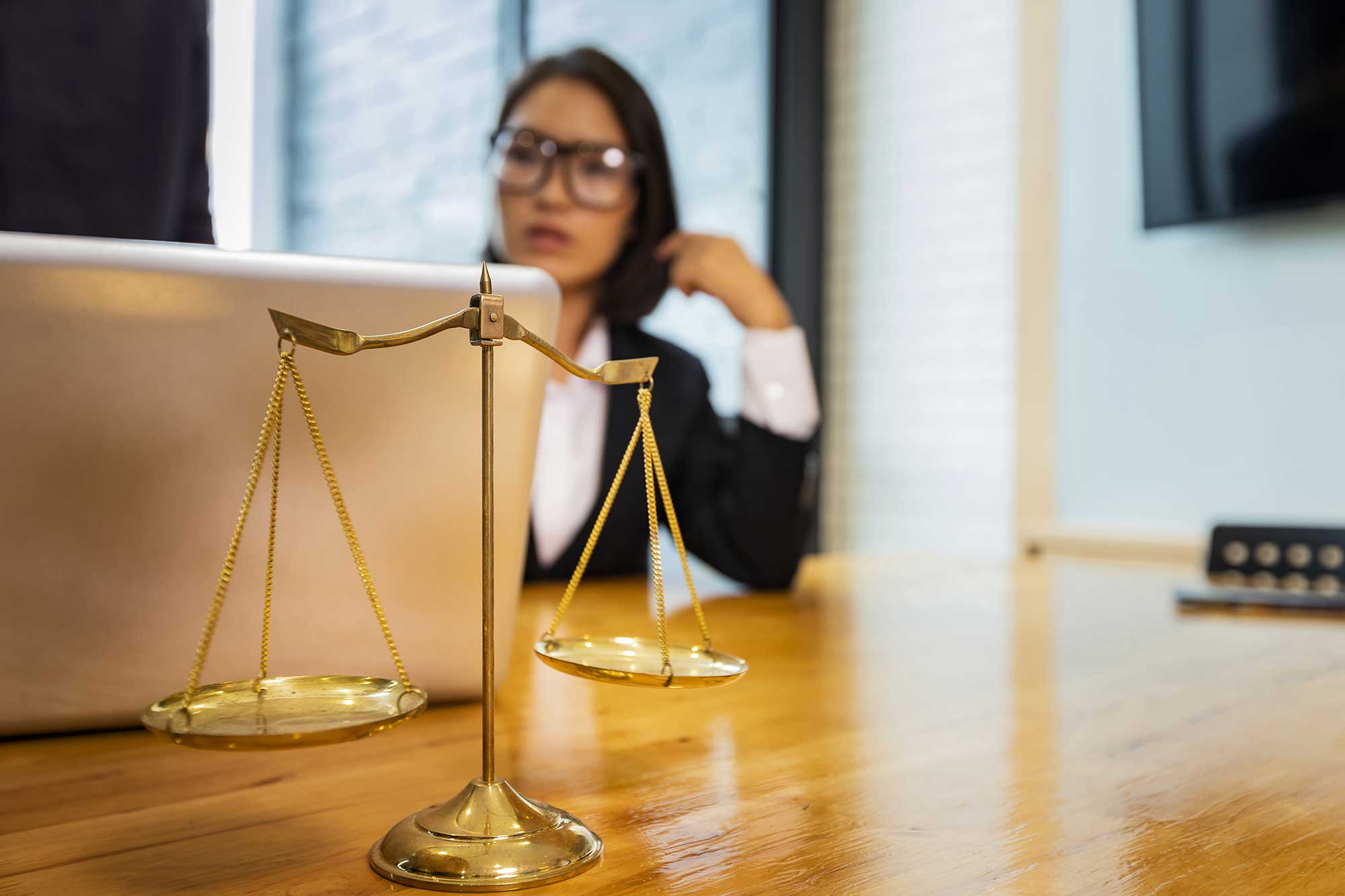 Analiza dokumentacji emisyjnej i raportowania — Kancelaria KTZR w Gdańsku